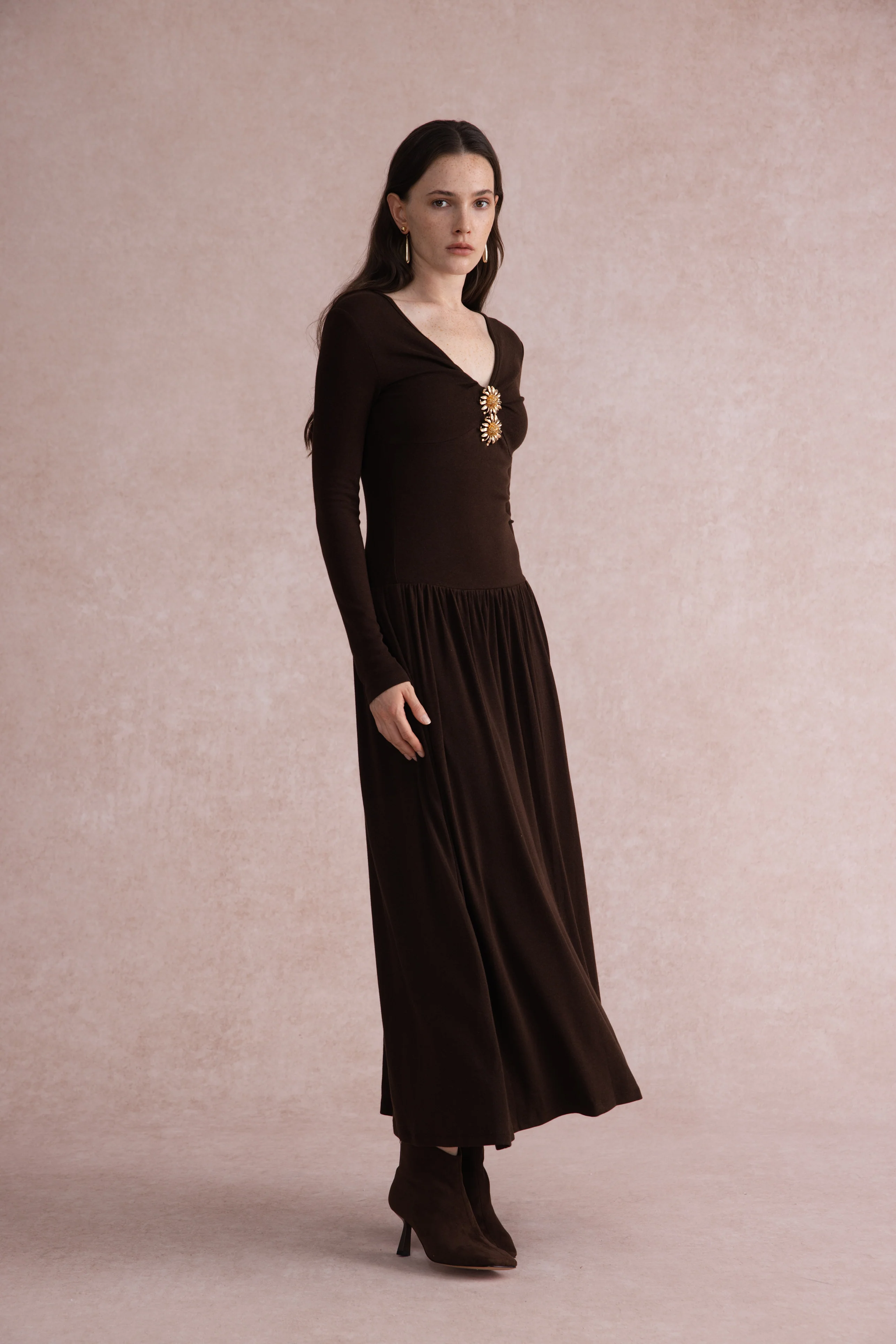 V-neck long sleeve maxi dress