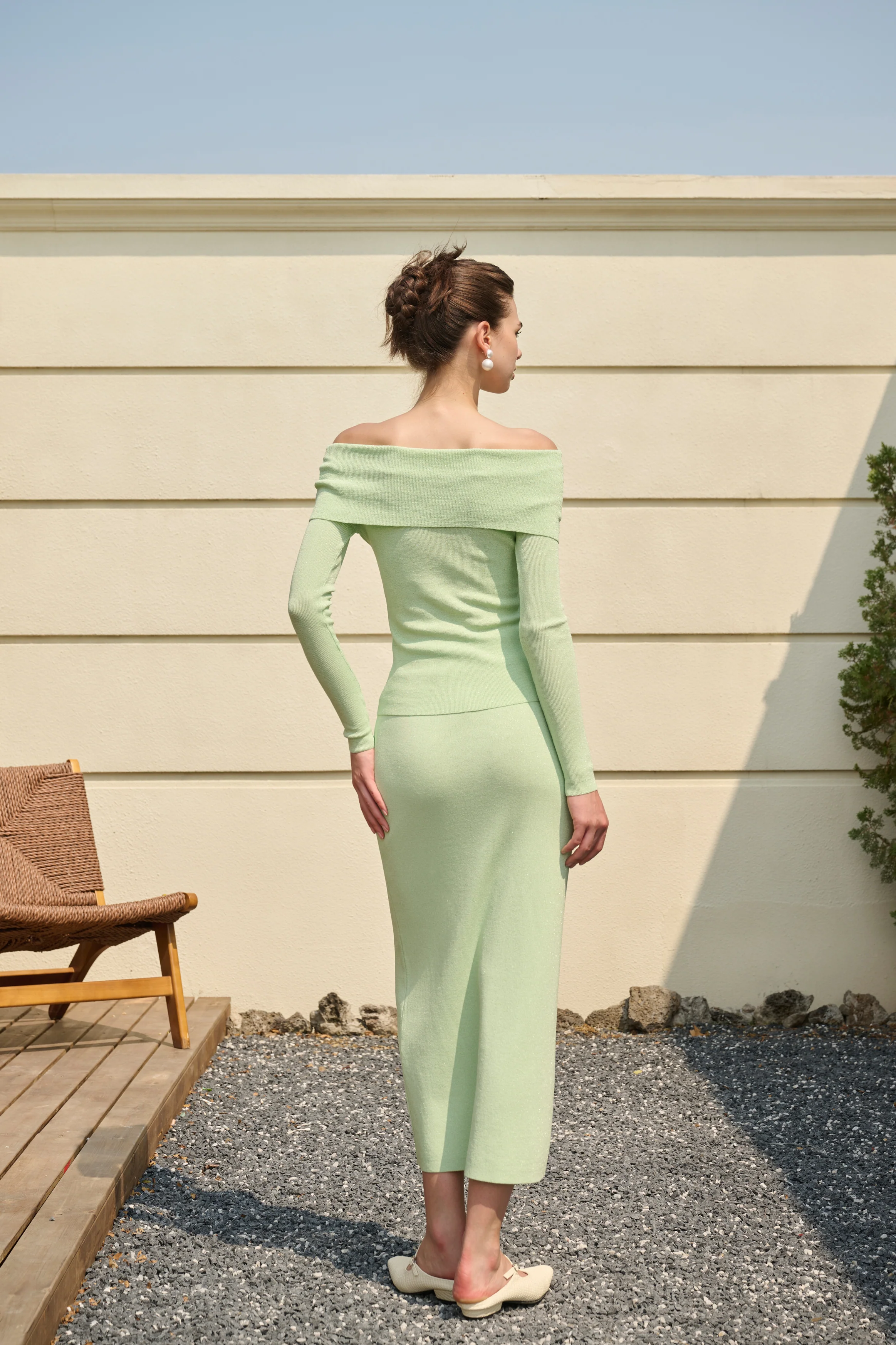 Off shoulder twist knit set